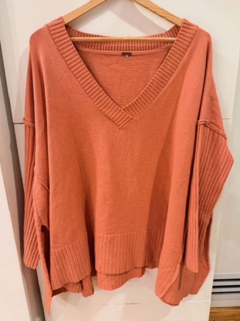 Free People Oversized V-Neck Sweater Size Mrust, Slouchy Knit, Textured Sleeves